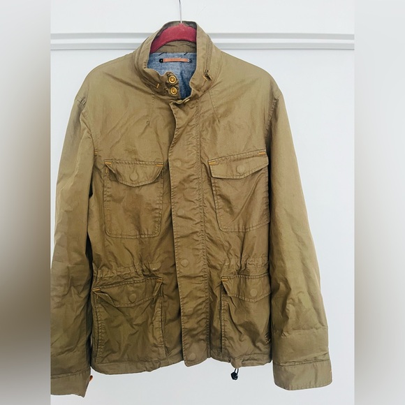 Light jacket - Picture 1 of 2